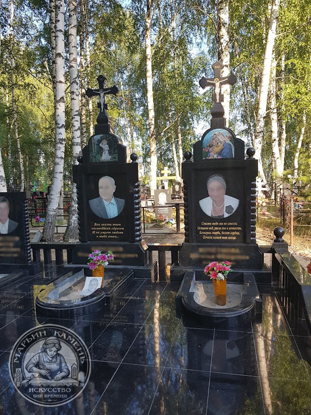 Semejnyj-pamyatnik-s-ustanovkoj